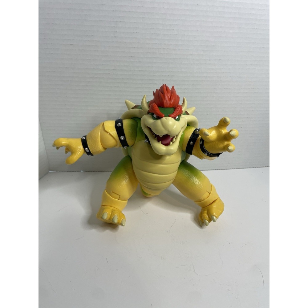 Super Mario Bros. Movie  Bowser 7" Action Figure Red Light Out Of His Mouth